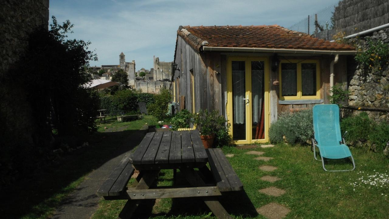 La Maison Rouge Chauvigny Εξωτερικό φωτογραφία